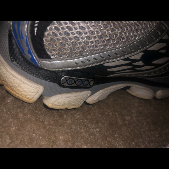 👟Brook’s running shoe - Picture 5 of 8